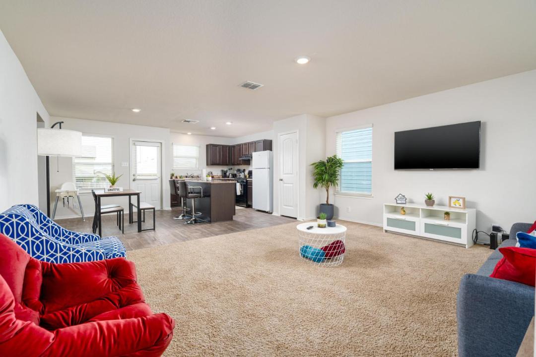 Photo of Livingroom in Converse
