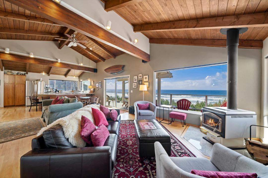 Photo of Livingroom in Manzanita
