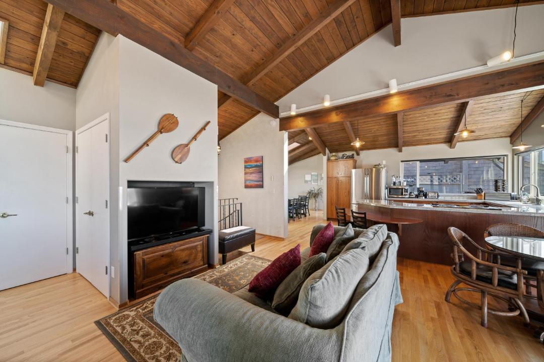 Photo of Livingroom in Manzanita