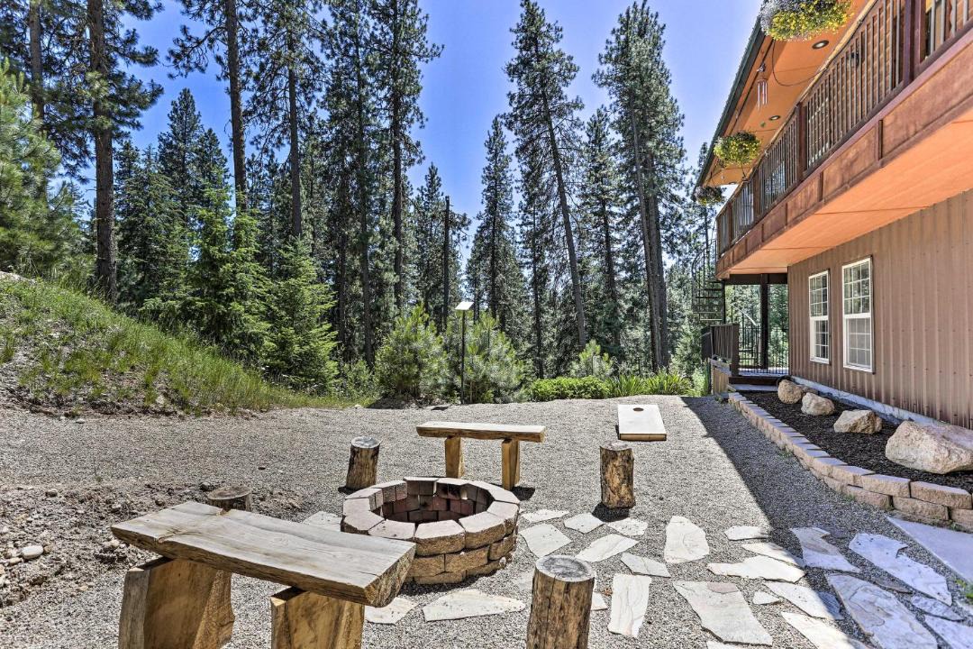 Photo of Patio Balcony in Garden Valley
