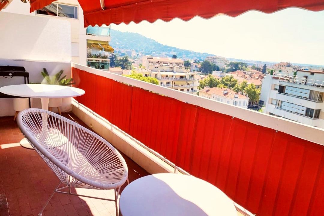 Photo of Others in Carnot