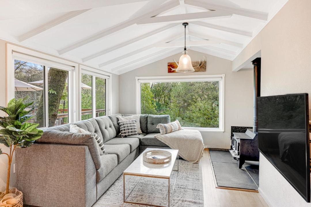 Photo of Livingroom in Glen Ellen