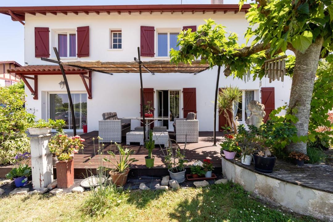 Photo of Buildings in Saint-Palais