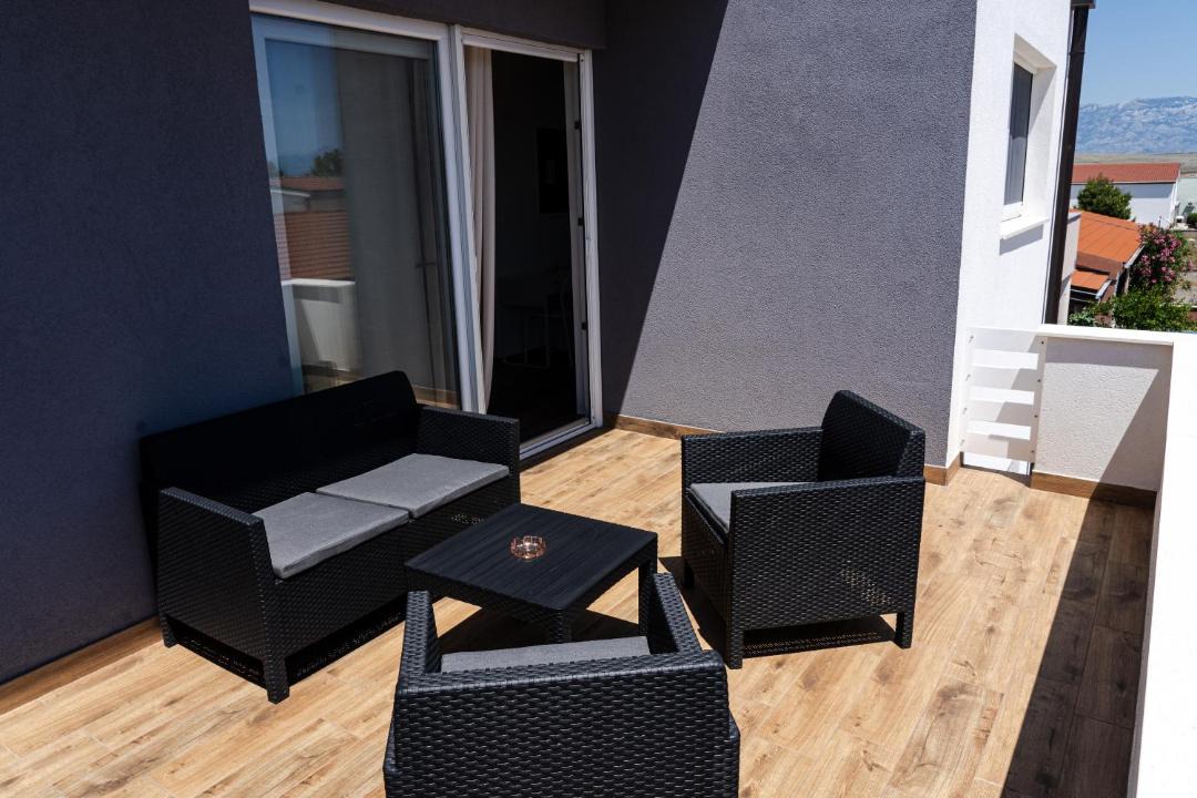 Photo of Patio Balcony in Vir