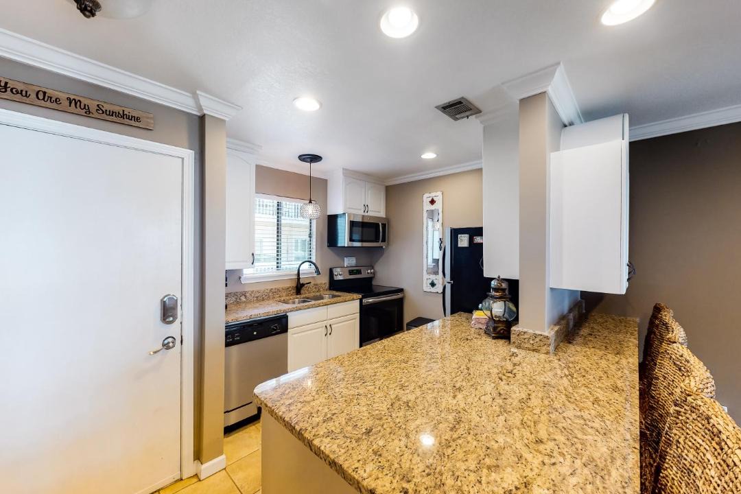 Photo of Others in Holiday Isle