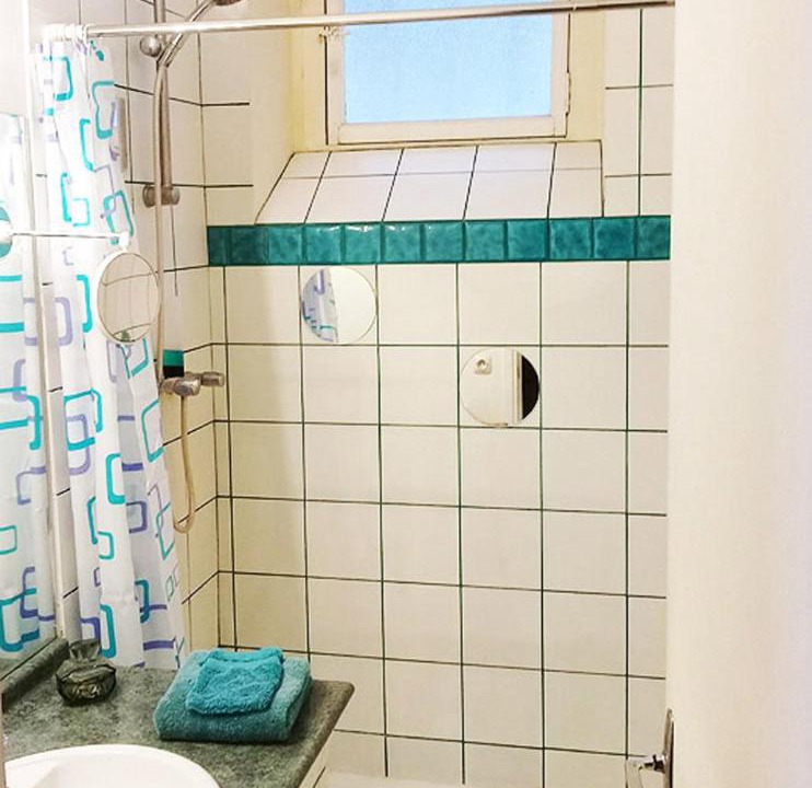 Photo of Bathroom in Clignancourt