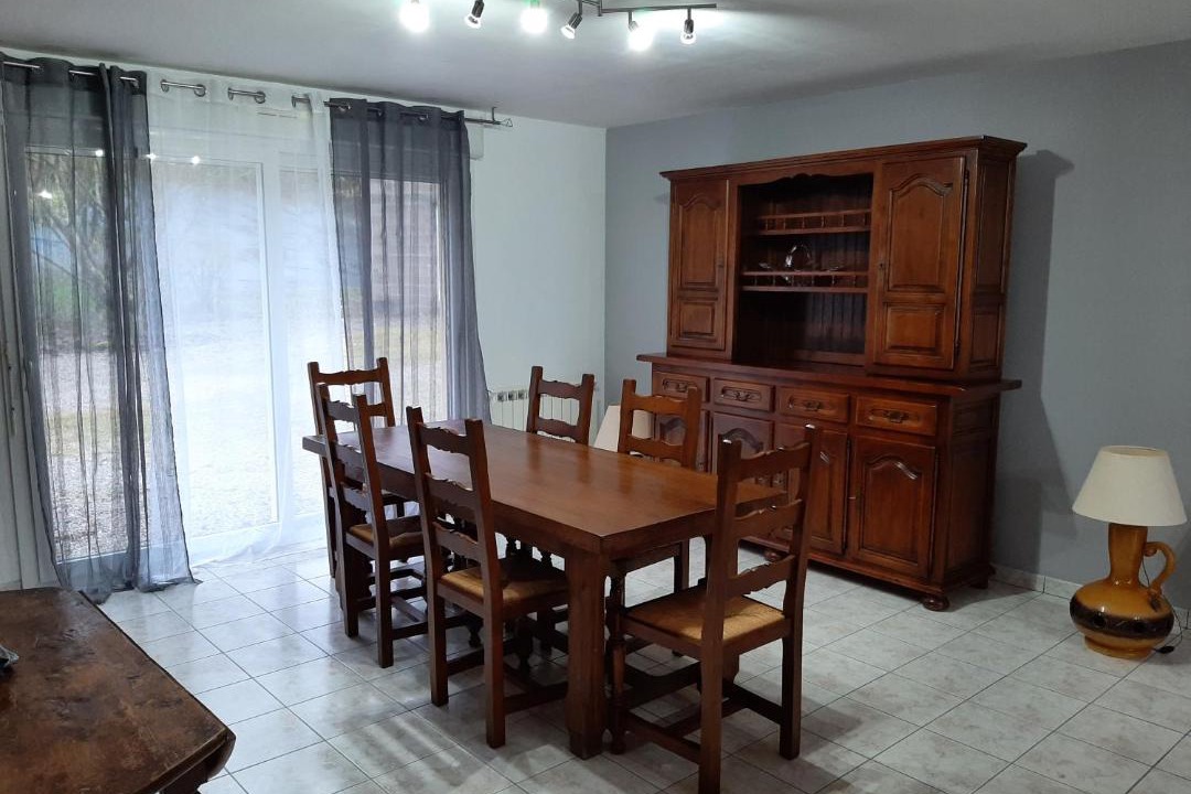 Photo of Livingroom in Mezieres sous Lavardin