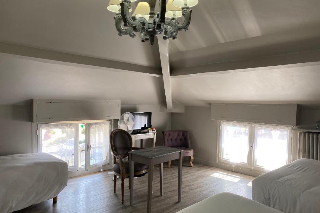 Photo of Others in Amou