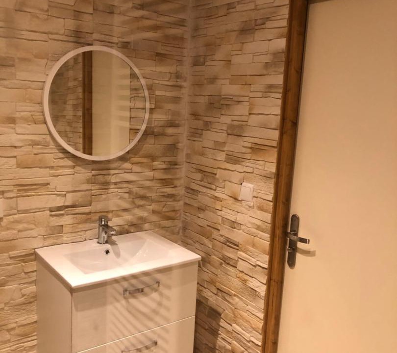 Photo of Bathroom in Landes-sur-Ajon