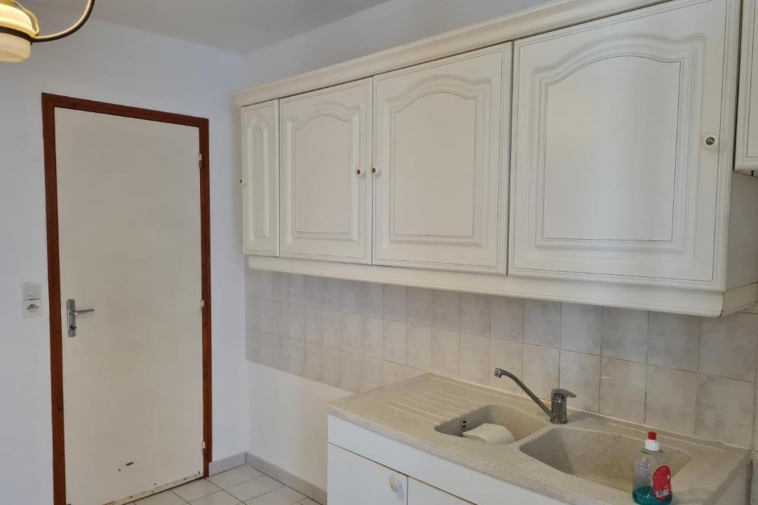 Photo of Kitchen in Saint-Parres-aux-Tertres