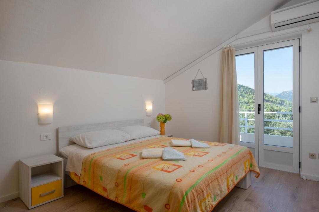 Photo of Bedroom in Kobas