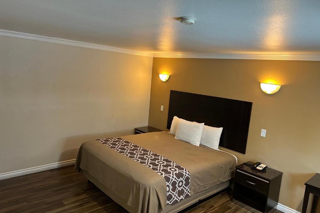 Photo of Bedroom in Walnut Valley