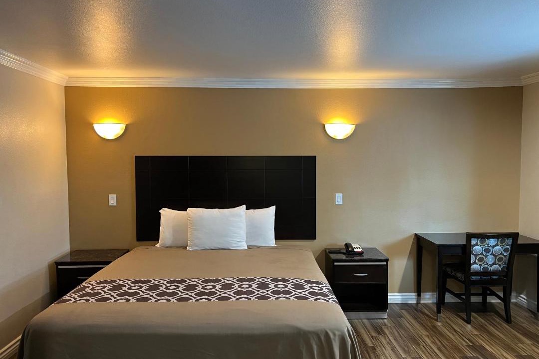 Photo of Bedroom in Walnut Valley