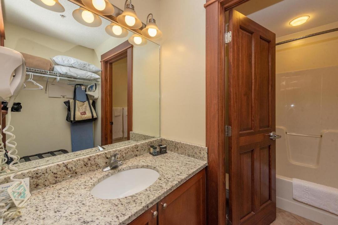 Photo of Bathroom in Thayerville