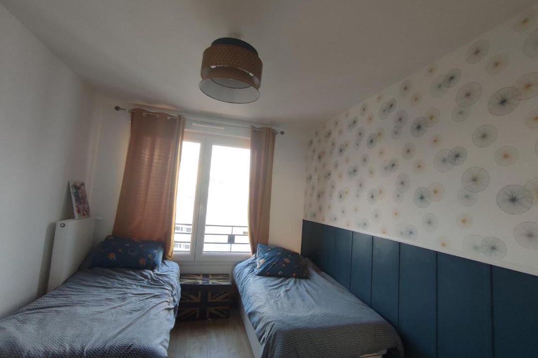 Photo of Bedroom in Saint-Ouen