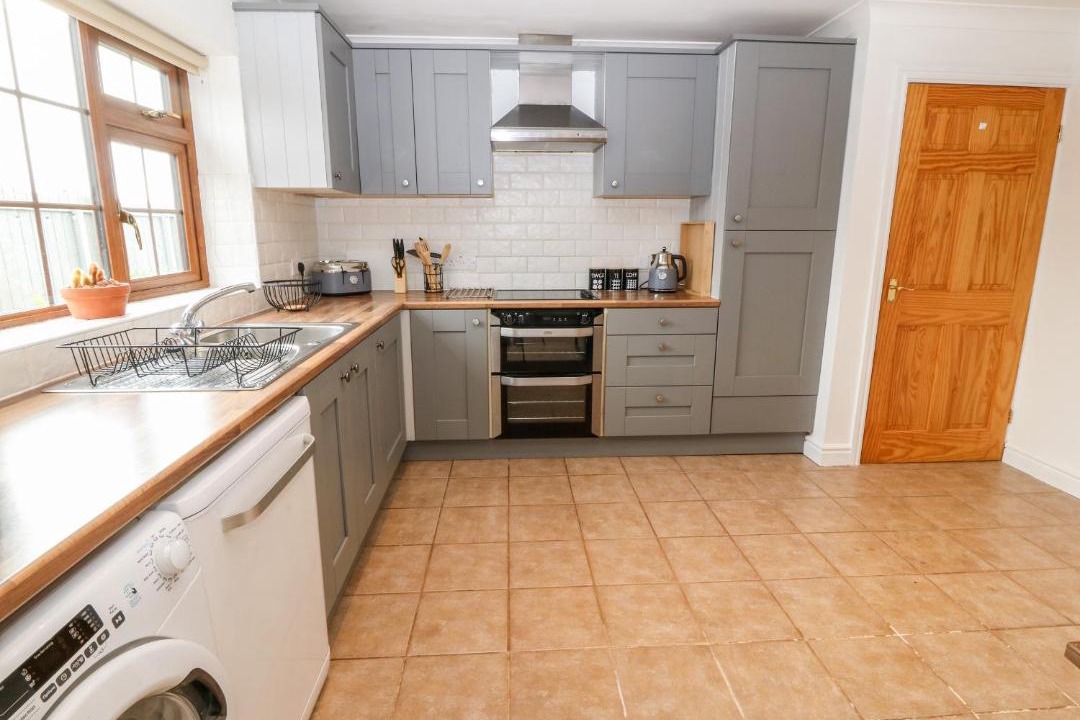 Photo of Kitchen in Cemaes Bay