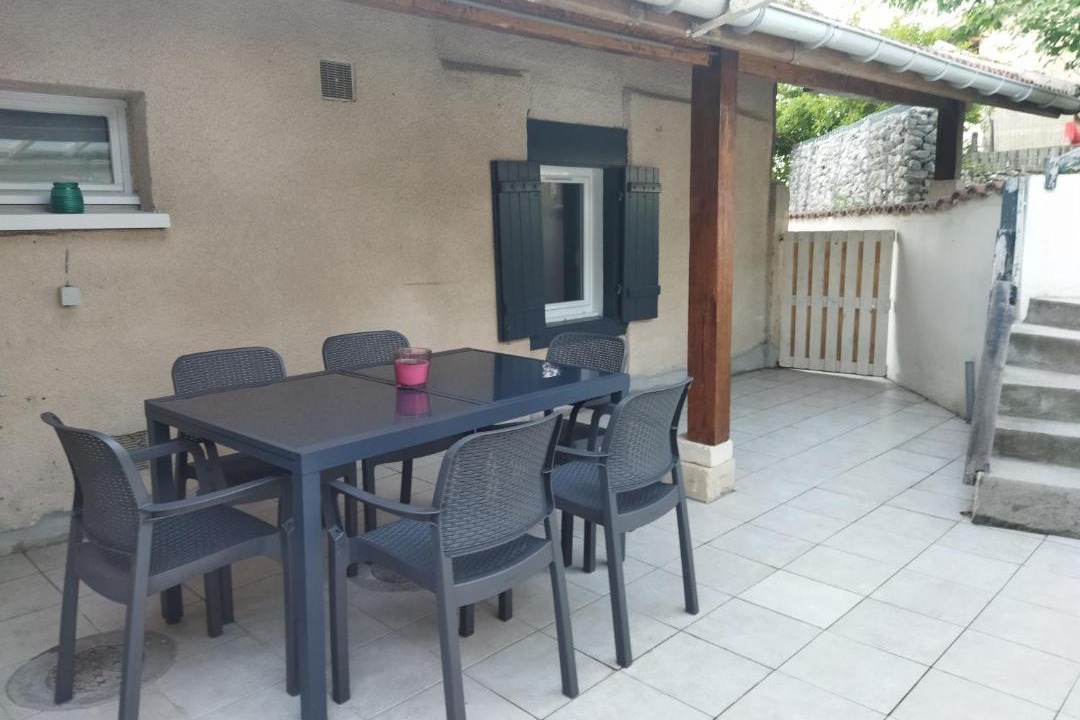 Photo of Patio Balcony in Chavanges