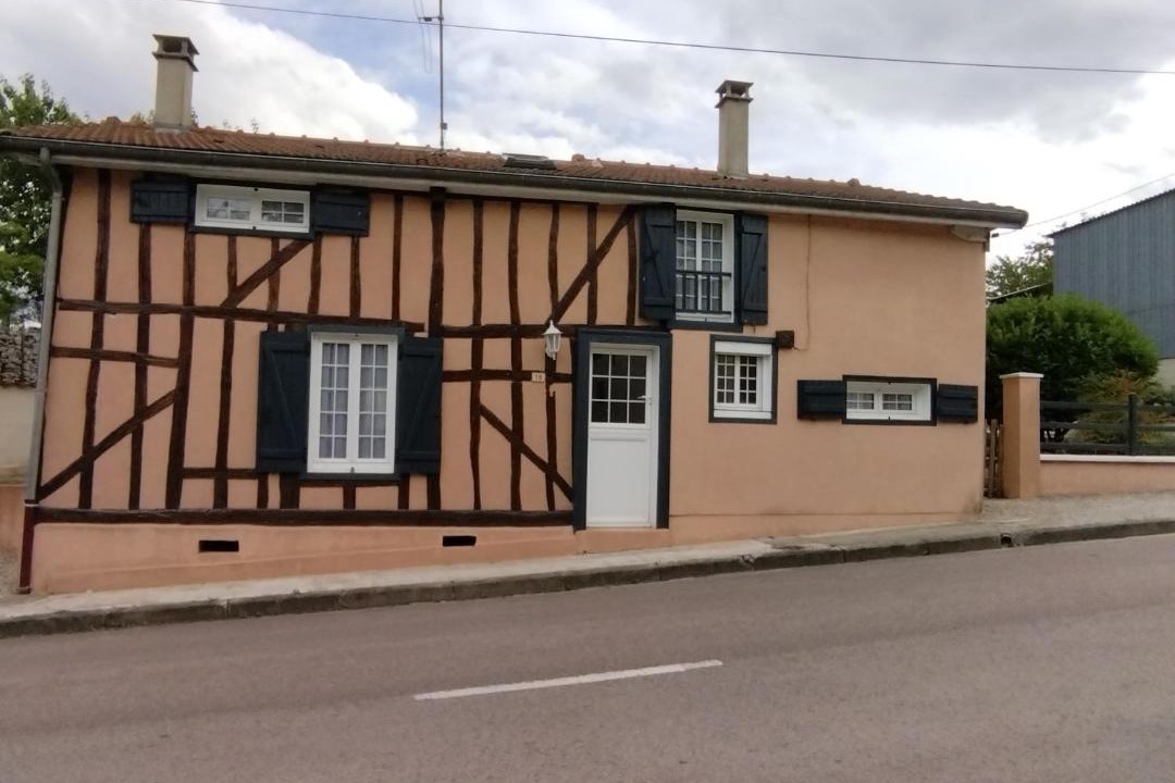 Photo of Buildings in Chavanges