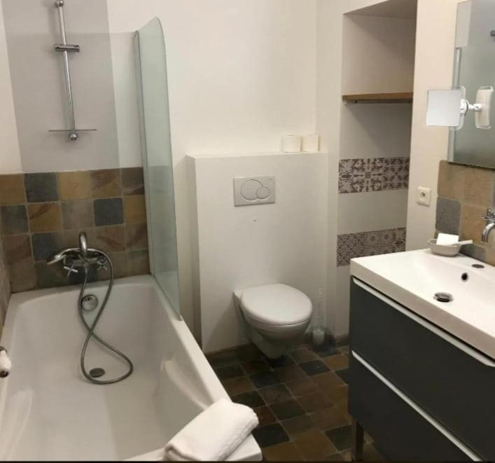 Photo of Bathroom in Arbuissonnas
