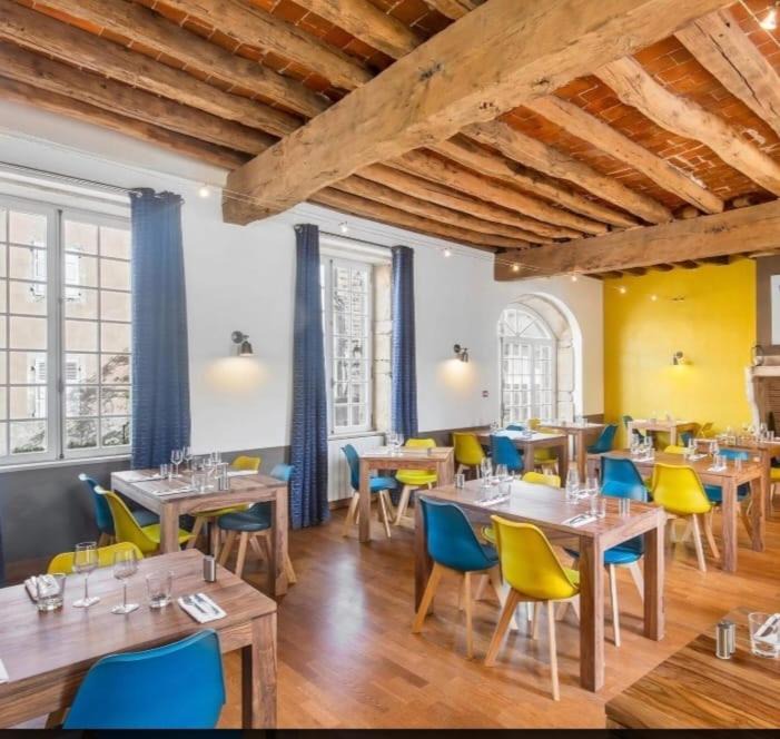 Photo of Livingroom in Arbuissonnas