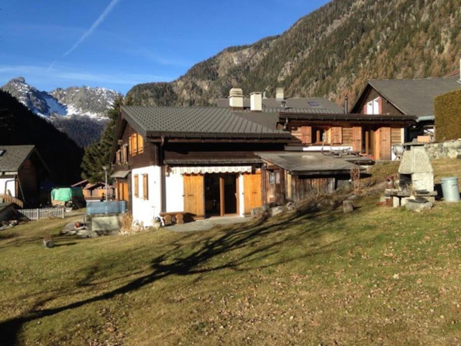 Photo of Buildings in Trient