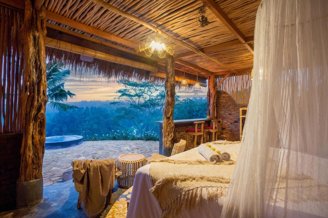 Photo of Others in Selat