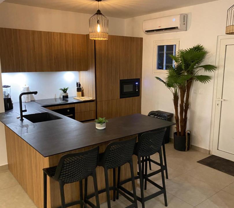 Photo of Others in Cul de Sac