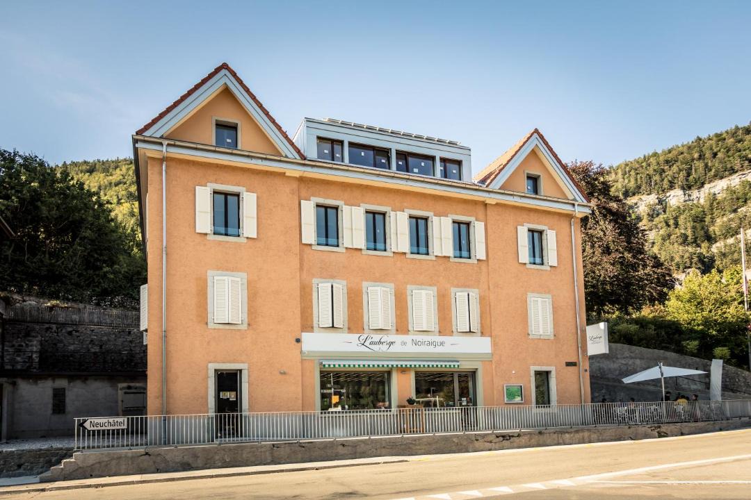 Photo of Buildings in Noiraigue