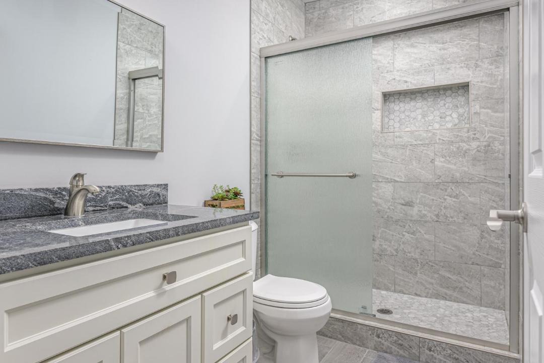 Photo of Bathroom in Graysville