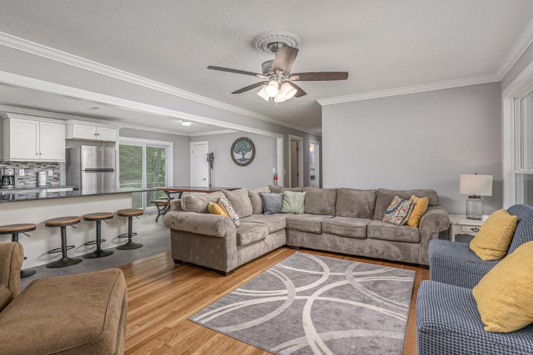 Photo of Others in Graysville