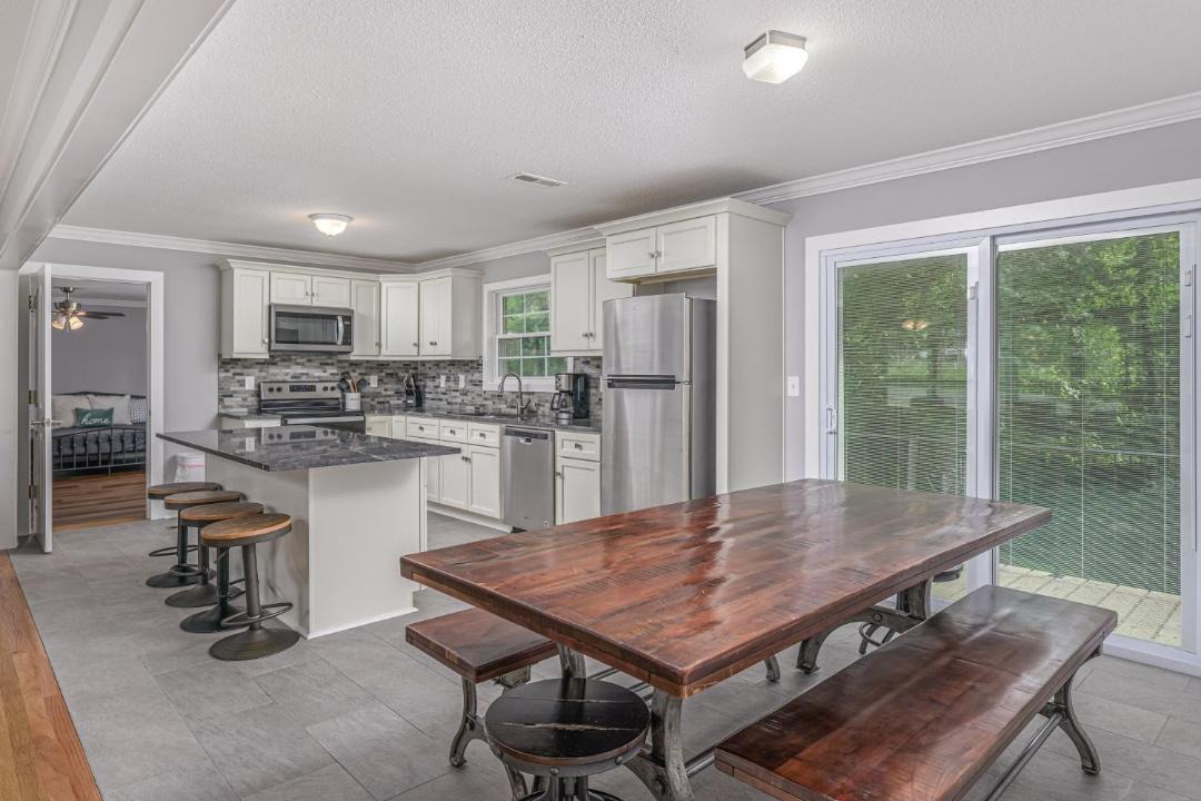 Photo of Others in Graysville