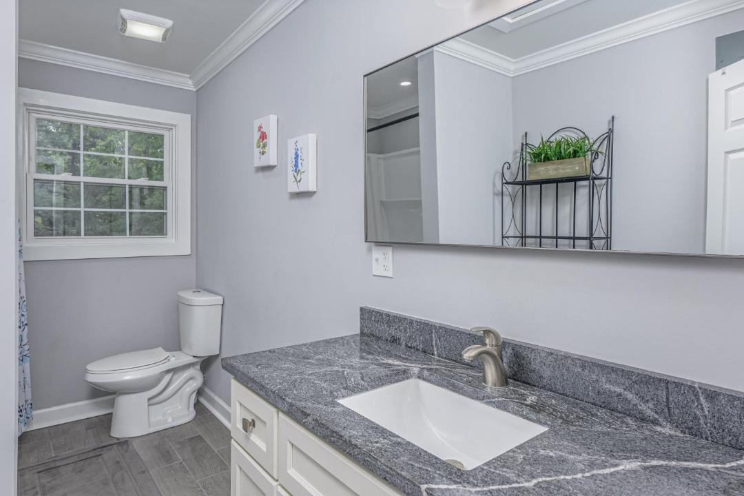 Photo of Others in Graysville