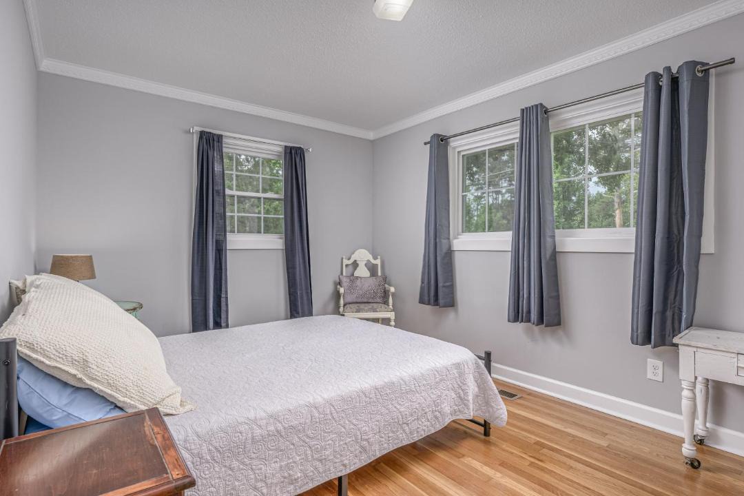 Photo of Bedroom in Graysville