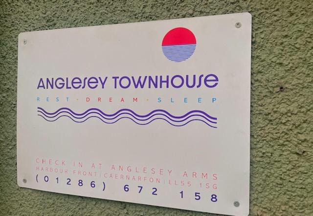 Photo of Others in Bont Newydd