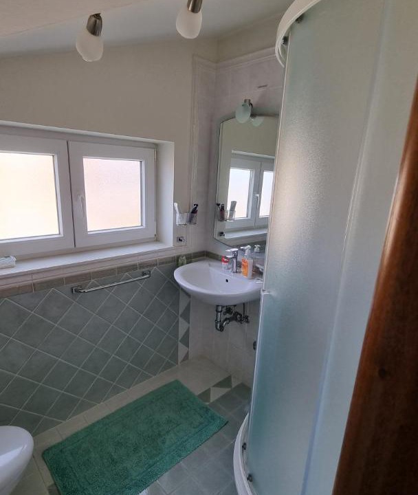 Photo of Bathroom in Mali Maj