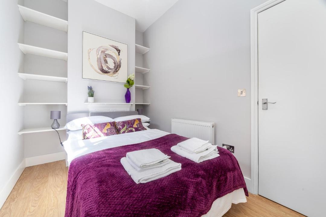 Photo of Others in Fulham Broadway