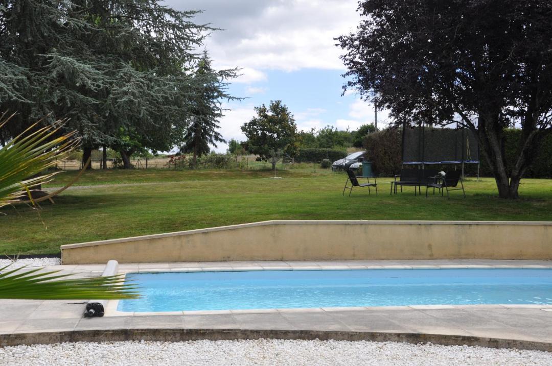 Photo of Outdoor in Pruille-l'Eguille