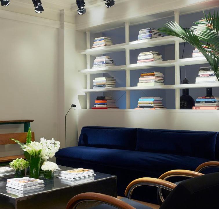 Photo of Livingroom in Downtown