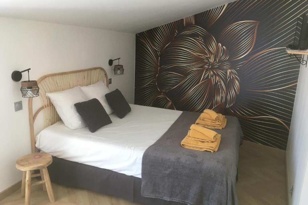 Photo of Bedroom in Ongles