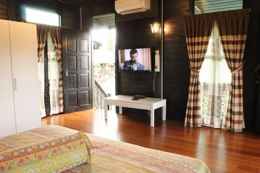 Photo of Others in Kampung Kuala Dal