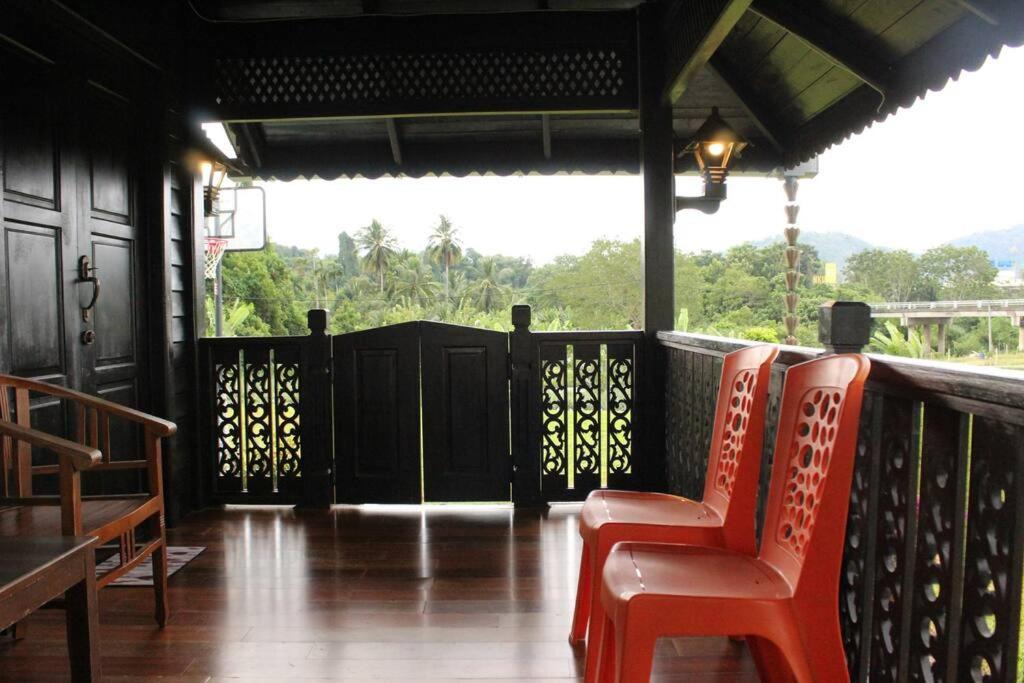 Photo of Patio Balcony in Kampung Kuala Dal