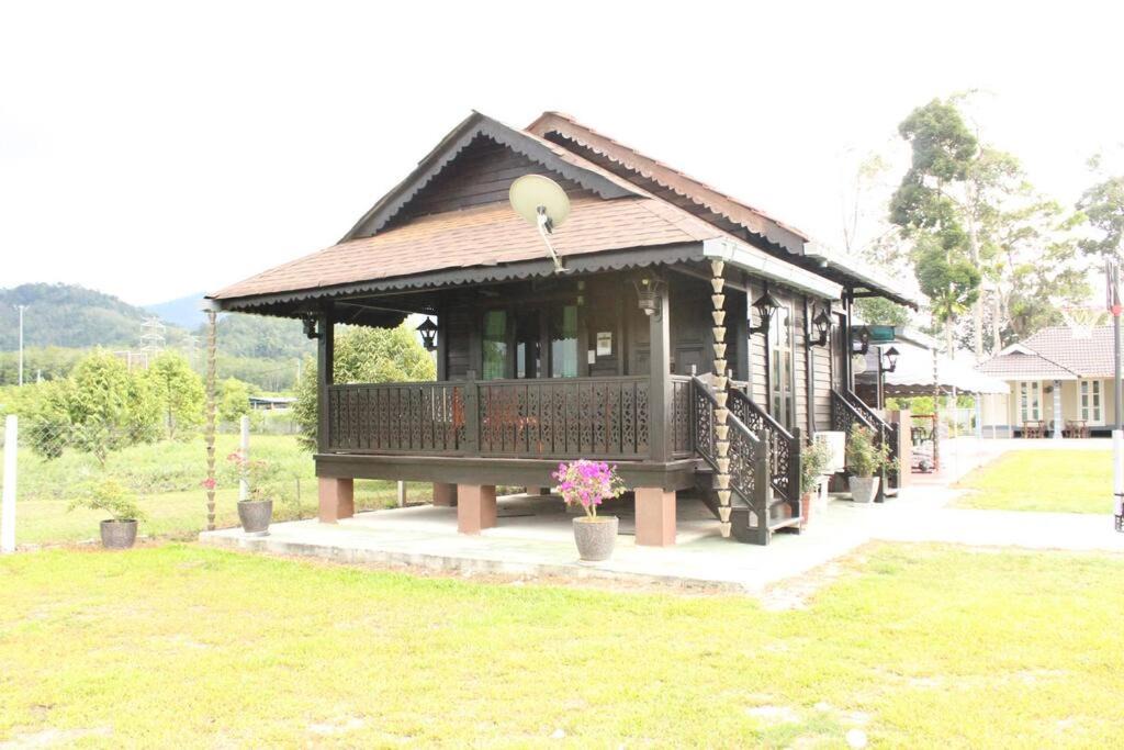 Photo of Buildings in Kampung Kuala Dal