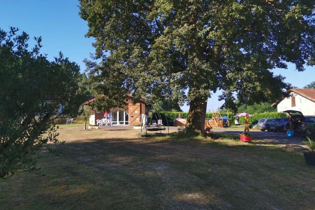 Photo of Others in Audon