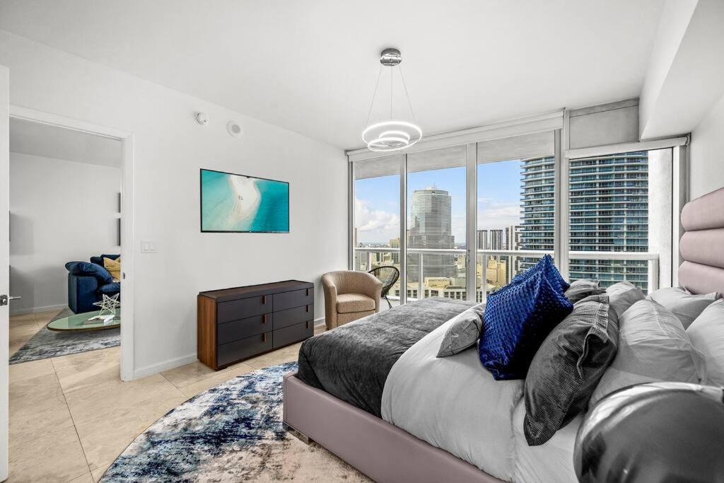 Photo of Others in Downtown Miami