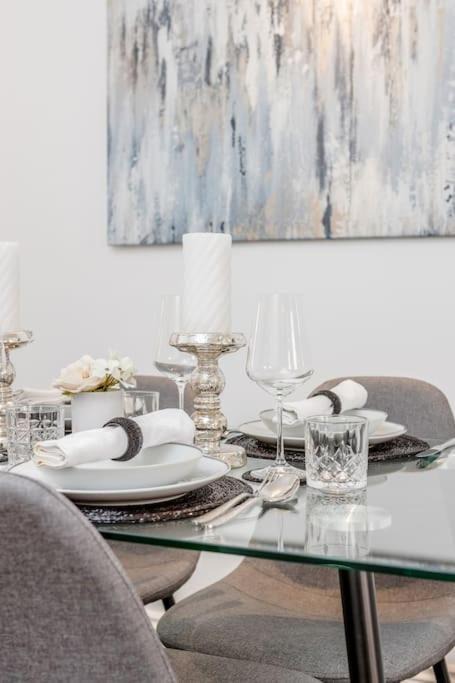 Photo of Others in Brompton & Hans Town