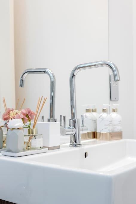 Photo of Bathroom in Brompton & Hans Town