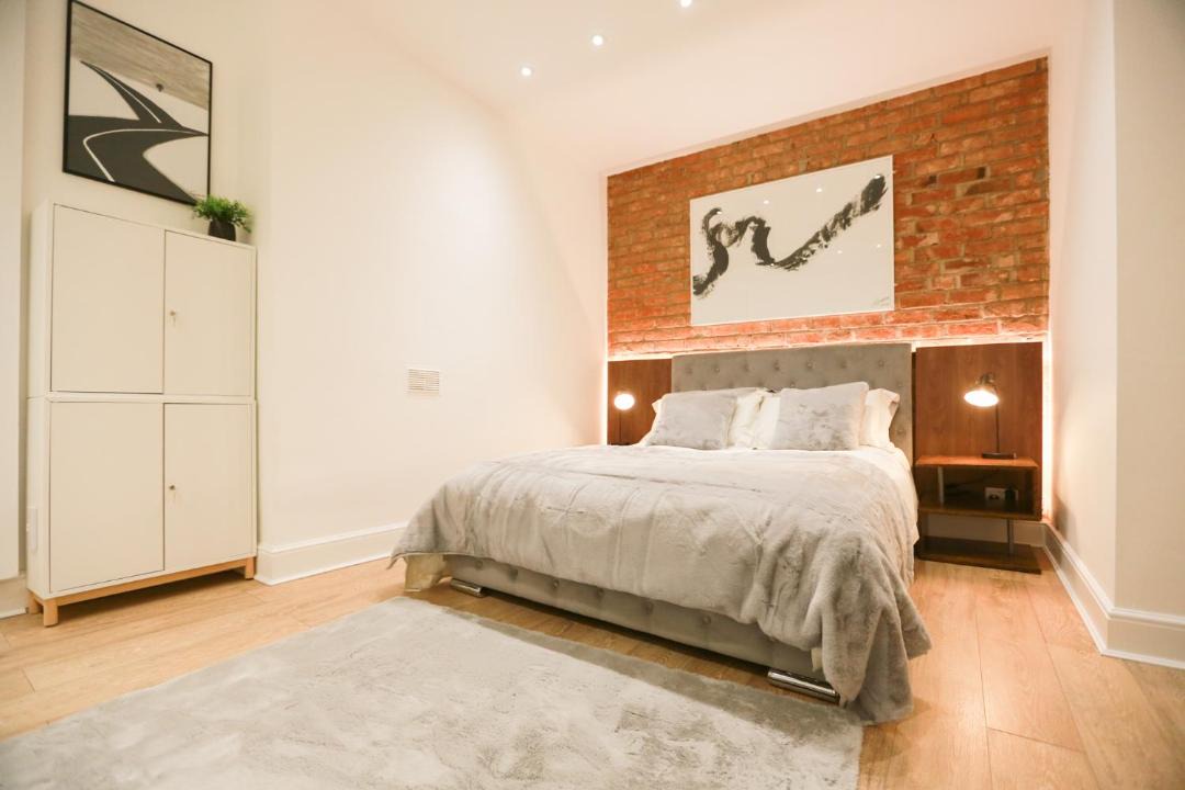 Photo of Bedroom in Leamington Spa