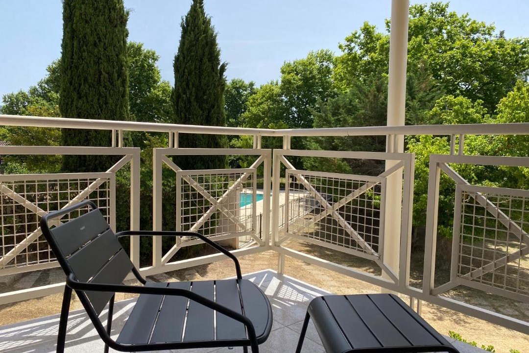 Photo of Patio Balcony in Aurons