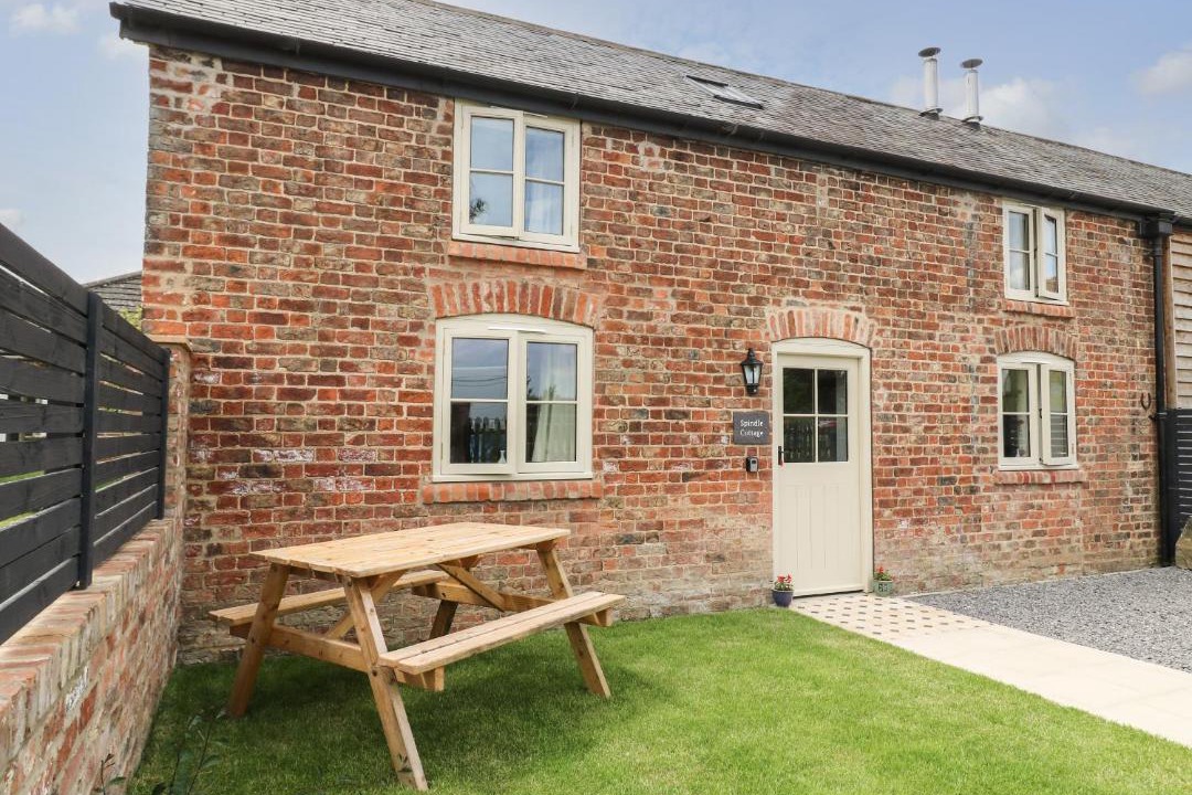 Photo of Others in Storwood