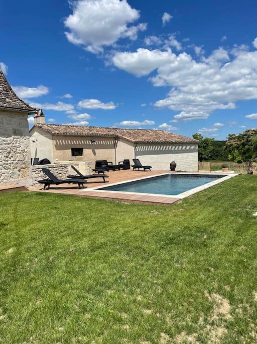 Photo of Others in Saint-Meard-de-Gurcon